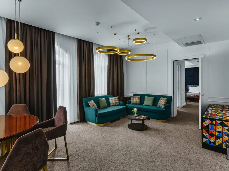 2 Bedroom Suite