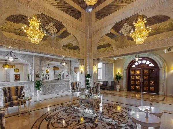Concierge & 24/7 Front Desk Across Ivy Group